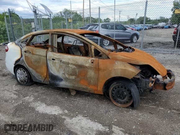 ✅ 2014 Ford Fiesta S • VIN: 3FADP4AJ2EM128522 • Лот: 54676375. Опубликован ранее на Copart с пробегом Не указан. Бесплатный доступ к архиву аукционных продаж из США и подробный отчёт об истории автомобиля на DreamBid. Изображение 4.