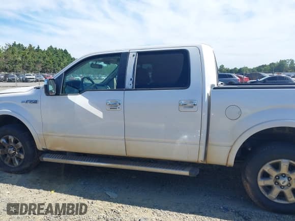 ✅ 2013 Ford F-150 XL • VIN: 1FTFW1EF6DFB13580 • Lot: 43098996. Listed on IAAI with 184,641 mi. Free auction sales archive from the USA and detailed vehicle history report at DreamBid. Image 14.