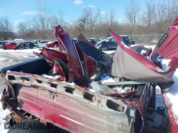 ✅ 2005 Chevrolet Silverado 1500 LT • VIN: 1GCEC19T15Z296326 • Лот: 41604712. Опубликован ранее на IAAI с пробегом Не указан. Бесплатный доступ к архиву аукционных продаж из США и подробный отчёт об истории автомобиля на DreamBid. Изображение 12.