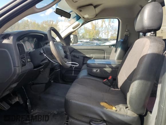 ✅ 2004 Dodge 1500 ST • VIN: 1D7HA16N64J263561 • Лот: 73084654. Опубликован ранее на Copart с пробегом 178 563 миль. Бесплатный доступ к архиву аукционных продаж из США и подробный отчёт об истории автомобиля на DreamBid. Изображение 7.