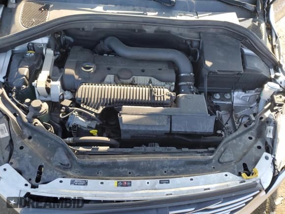 ✅ 2016 Volvo XC60 T5 Platinum • VIN: YV4612RM1G2820480 • Лот: 67959215. Опубликован ранее на Copart с пробегом 46 730 миль. Бесплатный доступ к архиву аукционных продаж из США и подробный отчёт об истории автомобиля на DreamBid. Изображение 11.