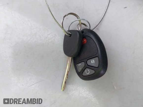 ✅ 2009 Chevrolet Silverado 1500 • VIN: 1GCEC39Y49Z189445 • Lot: 41933868. Wystawiony na IAAI z przebiegiem 209 596 mil. Bezpłatny archiwum sprzedaży aukcyjnych z USA i szczegółowy raport historii pojazdu na DreamBid. Zdjęcie 11.