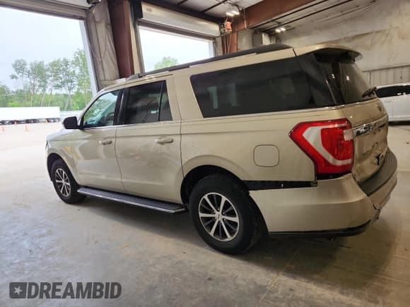 ✅ 2018 Ford Expedition Max XLT • VIN: 1FMJK1JT7JEA26222 • Лот: 69117595. Опубликован ранее на Copart с пробегом 127 667 миль. Бесплатный доступ к архиву аукционных продаж из США и подробный отчёт об истории автомобиля на DreamBid. Изображение 2.