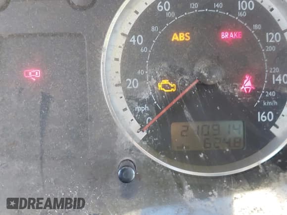 ✅ 2004 Volkswagen Jetta GLS • VIN: 3VWSR69M34M079039 • Lot: 43530395. Listed on IAAI with 210,914 mi. Free auction sales archive from the USA and detailed vehicle history report at DreamBid. Image 7.