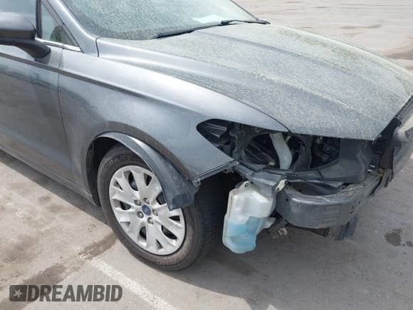 ✅ 2019 Ford Fusion S • VIN: 3FA6P0G7XKR102326 • Лот: 41920850. Опубликован ранее на IAAI с пробегом 93 002 миль. Бесплатный доступ к архиву аукционных продаж из США и подробный отчёт об истории автомобиля на DreamBid. Изображение 17.