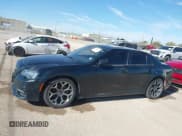 ✅ 2015 Chrysler 300 S • VIN: 2C3CCABG4FH853949 • Lot: 43598367. Wystawiony na IAAI z przebiegiem 143 724 mil. Bezpłatny archiwum sprzedaży aukcyjnych z USA i szczegółowy raport historii pojazdu na DreamBid. Zdjęcie 14.