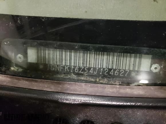 ✅ 2004 Chevrolet Suburban LT • VIN: 1GNFK16Z54J124627 • Лот: 51270935. Опубликован ранее на Copart с пробегом 246 179 миль. Бесплатный доступ к архиву аукционных продаж из США и подробный отчёт об истории автомобиля на DreamBid. Изображение 13.