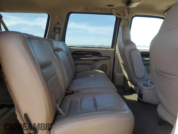 ✅ 2003 Ford Excursion Limited • VIN: 1FMNU42FX3EB25075 • Lot: 54161925. Listed on Copart with 330,856 mi. Free auction sales archive from the USA and detailed vehicle history report at DreamBid. Image 10.