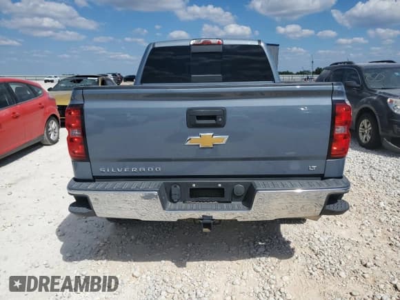 ✅ 2015 Chevrolet Silverado 1500 LT • VIN: 3GCUKREC7FG466807 • Лот: 72136344. Опубликован ранее на Copart с пробегом 141 178 миль. Бесплатный доступ к архиву аукционных продаж из США и подробный отчёт об истории автомобиля на DreamBid. Изображение 6.