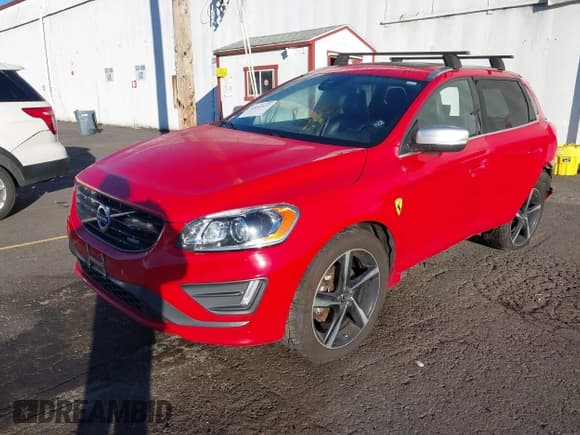 ✅ 2014 Volvo XC60 R-Design Premier Plus • VIN: YV4902DZ0E2530103 • Lot: 43441577. Listed on IAAI with Not provided. Free auction sales archive from the USA and detailed vehicle history report at DreamBid. Image 17.