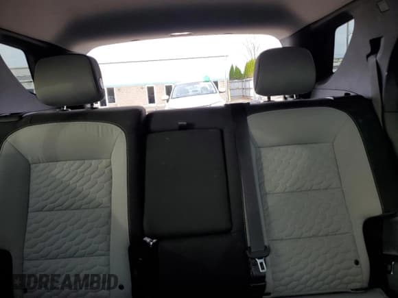 ✅ 2018 Chevrolet Equinox LT • VIN: 3GNAXTEX1JS528560 • Lot: 91304135. Wystawiony na Copart z przebiegiem 87 837 mil. Bezpłatny archiwum sprzedaży aukcyjnych z USA i szczegółowy raport historii pojazdu na DreamBid. Zdjęcie 10.