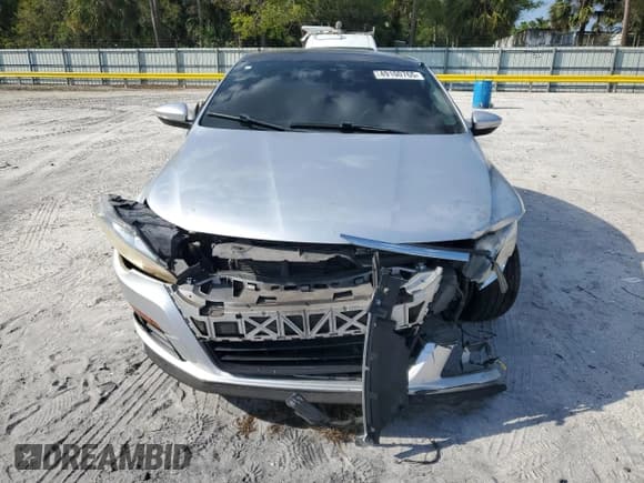 ✅ 2012 Volkswagen CC Lux Plus • VIN: WVWHP7AN6CE523970 • Lot: 49100765. Listed on Copart with 171,091 mi. Free auction sales archive from the USA and detailed vehicle history report at DreamBid. Image 5.