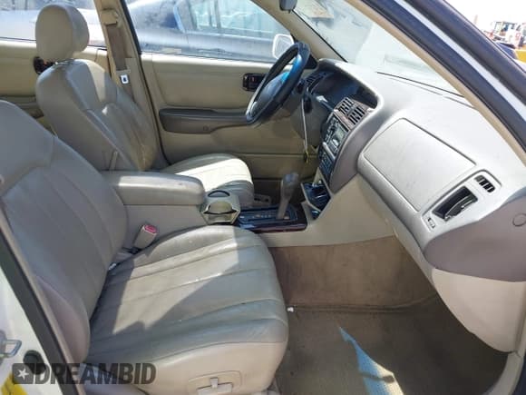 ✅ 1998 Toyota Avalon XL • VIN: 4T1BF18B5WU235199 • Lot: 42698429. Wystawiony na IAAI z przebiegiem 253 123 mil. Bezpłatny archiwum sprzedaży aukcyjnych z USA i szczegółowy raport historii pojazdu na DreamBid. Zdjęcie 5.