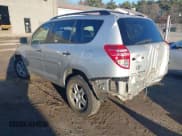 ✅ 2010 Toyota RAV4 • VIN: JTMZF4DV5A5030375 • Лот: 43761095. Опубликован ранее на IAAI с пробегом 169 650 миль. Бесплатный доступ к архиву аукционных продаж из США и подробный отчёт об истории автомобиля на DreamBid. Изображение 3.