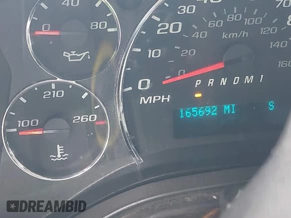 ✅ 2010 Chevrolet Express Passenger LT • VIN: 1GA2G1DG1A1105460 • Lot: 42183627. Wystawiony na IAAI z przebiegiem 165 692 mil. Bezpłatny archiwum sprzedaży aukcyjnych z USA i szczegółowy raport historii pojazdu na DreamBid. Zdjęcie 7.