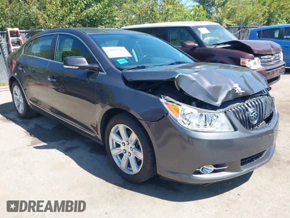 ✅ 2013 Buick LaCrosse Leather • VIN: 1G4GC5E30DF120367 • Лот: 43093786. Опубликован ранее на IAAI с пробегом 132 953 миль. Бесплатный доступ к архиву аукционных продаж из США и подробный отчёт об истории автомобиля на DreamBid. Изображение 1.