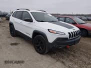 ✅ 2015 Jeep Cherokee Trailhawk • VIN: 1C4PJMBB7FW551212 • Лот: 43729610. Опубликован ранее на IAAI с пробегом 119 207 миль. Бесплатный доступ к архиву аукционных продаж из США и подробный отчёт об истории автомобиля на DreamBid. Изображение 1.