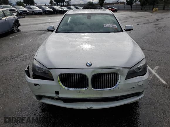 ✅ 2011 BMW 7 Series 740Li • VIN: WBAKB4C5XBC574864 • Лот: 82407465. Опубликован ранее на Copart с пробегом 94 211 миль. Бесплатный доступ к архиву аукционных продаж из США и подробный отчёт об истории автомобиля на DreamBid. Изображение 5.