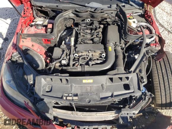 ✅ 2015 Mercedes-Benz C 250 • VIN: WDDGJ4HB6FG406198 • Lot: 84950245. Wystawiony na Copart z przebiegiem Nie podano. Bezpłatny archiwum sprzedaży aukcyjnych z USA i szczegółowy raport historii pojazdu na DreamBid. Zdjęcie 11.