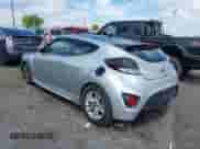 2013 Hyundai Veloster Turbo с VIN KMHTC6AE3DU136005, выставлен на аукционе IAAI как лот 42243308 с пробегом 118 257 миль миль и . История ставок и продаж доступна на DreamBid. Изображение 3.