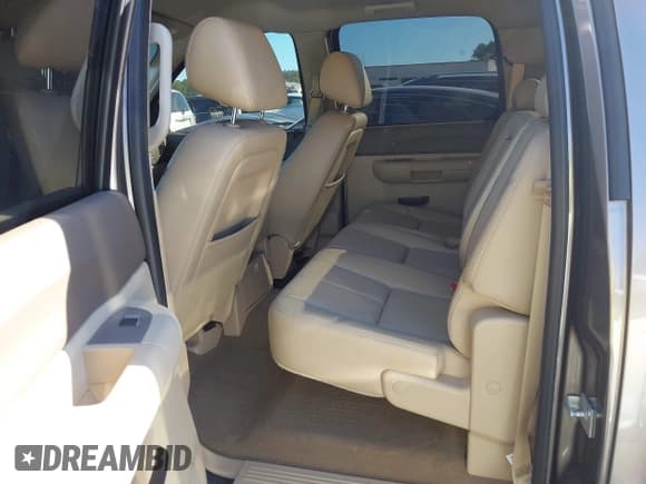 ✅ 2012 Chevrolet Silverado 1500 LT • VIN: 1GCPKSE71CF238533 • Lot: 43526817. Listed on IAAI with 69,901 mi. Free auction sales archive from the USA and detailed vehicle history report at DreamBid. Image 8.