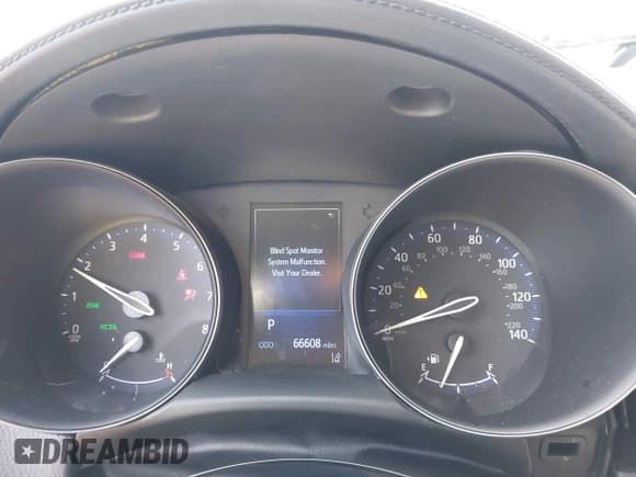 ✅ 2018 Toyota C-HR XLE • VIN: NMTKHMBX7JR030869 • Лот: 43091110. Опубликован ранее на IAAI с пробегом 66 608 миль. Бесплатный доступ к архиву аукционных продаж из США и подробный отчёт об истории автомобиля на DreamBid. Изображение 7.