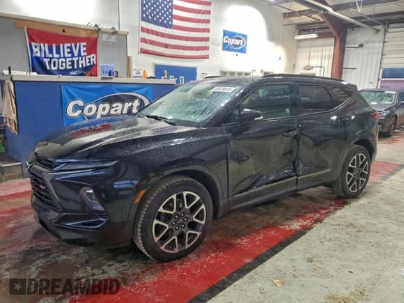 ✅ 2024 Chevrolet Blazer RS • VIN: 3GNKBKRS9RS137955 • Lot: 93419615. Listed on Copart with 37,577 mi. Free auction sales archive from the USA and detailed vehicle history report at DreamBid. Image 1.