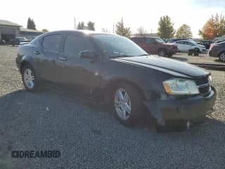 ✅ 2010 Dodge Avenger R/T • VIN: 1B3CC5FB1AN215595 • Лот: 75664094. Опубликован ранее на Copart с пробегом 165 992 миль. Бесплатный доступ к архиву аукционных продаж из США и подробный отчёт об истории автомобиля на DreamBid. Изображение 4.