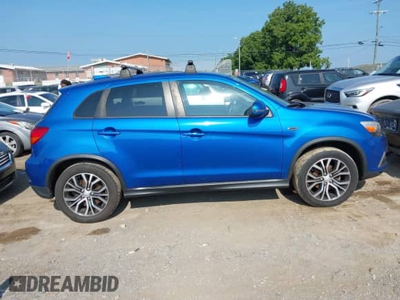 2018 Mitsubishi Outlander ES with VIN JA4AR3AU4JU025808, listed as a IAAI auction lot 42731762 with 295,898 mi miles and . Bid and sale history available at DreamBid. Image 13.