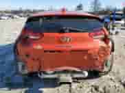 2019 Hyundai Veloster Premium z VIN KMHTG6AF6KU016600, wystawiony jako Copart lot #88659075 z przebiegiem 98 404 mil mil oraz Szkoda całkowita • Salvage title. Historia ofert i sprzedaży dostępna na DreamBid. Obrazek 6.