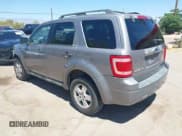 ✅ 2008 Ford Escape XLT • VIN: 1FMCU93168KB33268 • Lot: 42098947. Wystawiony na IAAI z przebiegiem 226 864 mil. Bezpłatny archiwum sprzedaży aukcyjnych z USA i szczegółowy raport historii pojazdu na DreamBid. Zdjęcie 3.
