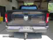 2019 Ram 1500 Tradesman z VIN 1C6SRFCT6KN570492, wystawiony jako IAAI lot #42813379 z przebiegiem 75 107 mil mil oraz . Historia ofert i sprzedaży dostępna na DreamBid. Obrazek 16.