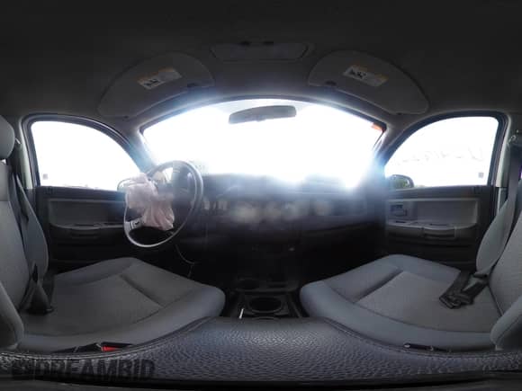 2008 Dodge Dakota SXT z VIN 1D7HW38K98S594036, wystawiony jako IAAI lot #42418267 z przebiegiem 77 135 mil mil oraz . Historia ofert i sprzedaży dostępna na DreamBid. Obrazek 19.