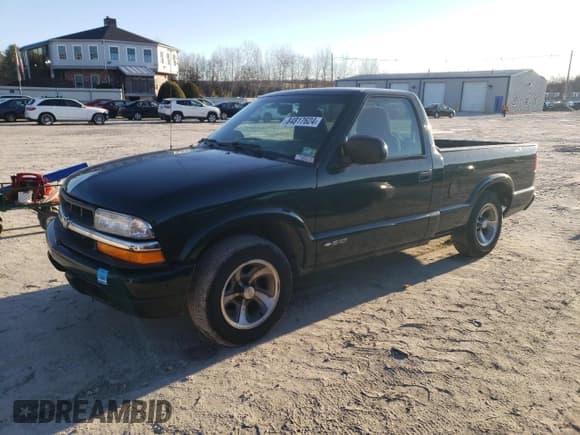✅ 2001 Chevrolet S-10 • VIN: 1GCCS145518230350 • Лот: 84817624. Опубликован ранее на Copart с пробегом 85 543 миль. Бесплатный доступ к архиву аукционных продаж из США и подробный отчёт об истории автомобиля на DreamBid. Изображение 1.