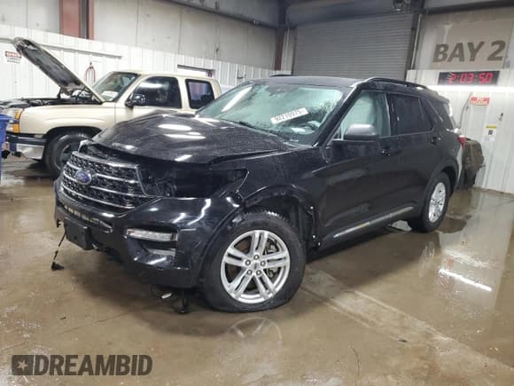 ✅ 2021 Ford Explorer XLT • VIN: 1FMSK8DH4MGB13265 • Лот: 92210975. Опубликован ранее на Copart с пробегом Не указан. Бесплатный доступ к архиву аукционных продаж из США и подробный отчёт об истории автомобиля на DreamBid. Изображение 1.