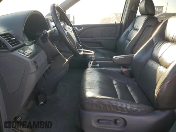 ✅ 2006 Honda Odyssey EX-L • VIN: 5FNRL38646B512802 • Lot: 86251205. Listed on Copart with 333,773 mi. Free auction sales archive from the USA and detailed vehicle history report at DreamBid. Image 7.