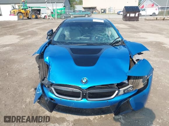 ✅ 2016 BMW i8 • VIN: WBY2Z2C56GV675333 • Лот: 43148429. Опубликован ранее на IAAI с пробегом 76 681 миль. Бесплатный доступ к архиву аукционных продаж из США и подробный отчёт об истории автомобиля на DreamBid. Изображение 12.