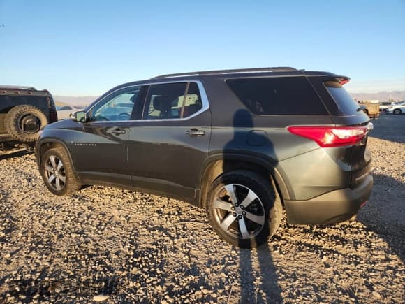 ✅ 2021 Chevrolet Traverse LT • VIN: 1GNEVHKW0MJ153184 • Lot: 90905875. Wystawiony na Copart z przebiegiem 254 043 mil. Bezpłatny archiwum sprzedaży aukcyjnych z USA i szczegółowy raport historii pojazdu na DreamBid. Zdjęcie 2.