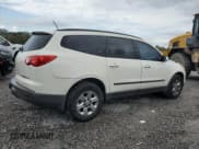 ✅ 2011 Chevrolet Traverse LS • VIN: 1GNKREED8BJ352772 • Lot: 85006315. Wystawiony na Copart z przebiegiem 235 235 mil. Bezpłatny archiwum sprzedaży aukcyjnych z USA i szczegółowy raport historii pojazdu na DreamBid. Zdjęcie 3.
