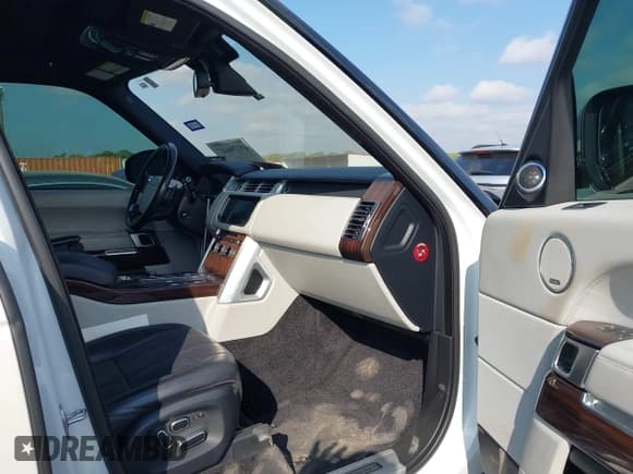 ✅ 2015 Land Rover Range Rover Supercharged • VIN: SALGS3TF8FA217978 • Lot: 43276647. Wystawiony na IAAI z przebiegiem 115 343 mil. Bezpłatny archiwum sprzedaży aukcyjnych z USA i szczegółowy raport historii pojazdu na DreamBid. Zdjęcie 5.