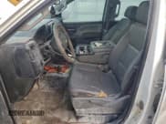 ✅ 2017 Chevrolet Silverado 2500HD Work Truck • VIN: 1GC1KUEG2HF230918 • Лот: 96164705. Опубликован ранее на Copart с пробегом 35 074 миль. Бесплатный доступ к архиву аукционных продаж из США и подробный отчёт об истории автомобиля на DreamBid. Изображение 7.