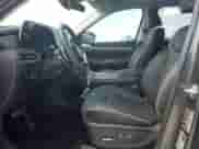 2023 Hyundai Palisade SEL с VIN KM8R4DGE0PU589585, выставлен на аукционе Copart как лот 74670494 с пробегом 8 132 миль миль и Списание • Salvage title. История ставок и продаж доступна на DreamBid. Изображение 7.