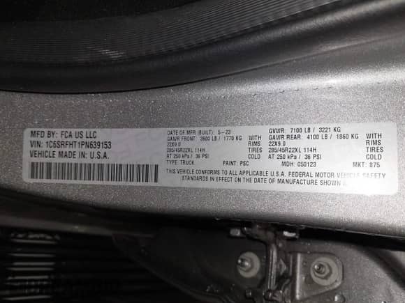 2023 Ram 1500 Limited z VIN 1C6SRFHT1PN639153, wystawiony jako IAAI lot #42466719 z przebiegiem 25 999 mil mil oraz . Historia ofert i sprzedaży dostępna na DreamBid. Obrazek 9.