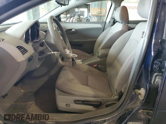 ✅ 2011 Chevrolet Malibu 1LT • VIN: 1G1ZC5E12BF362207 • Lot: 72726854. Listed on Copart with 151,543 mi. Free auction sales archive from the USA and detailed vehicle history report at DreamBid. Image 7.