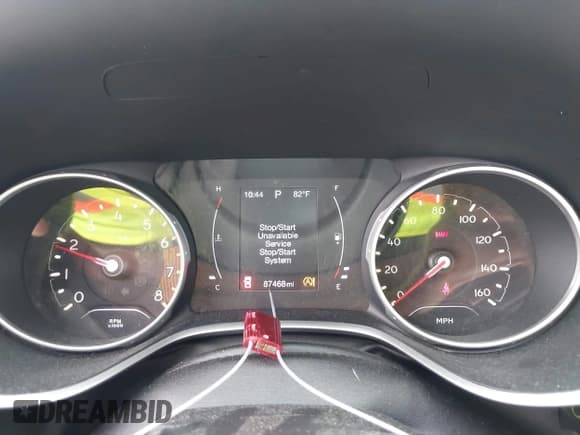 ✅ 2019 Jeep Compass Altitude • VIN: 3C4NJCBB7KT832430 • Lot: 42319691. Wystawiony na IAAI z przebiegiem 87 468 mil. Bezpłatny archiwum sprzedaży aukcyjnych z USA i szczegółowy raport historii pojazdu na DreamBid. Zdjęcie 7.