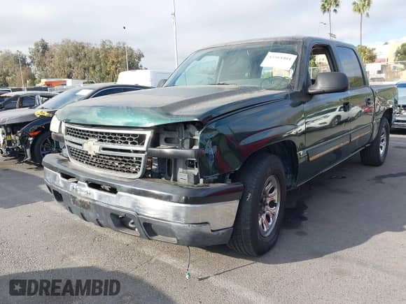 ✅ 2006 Chevrolet Silverado 1500 LS • VIN: 2GCEC13V161225437 • Lot: 43364401. Wystawiony na IAAI z przebiegiem Nie podano mil. Skorzystaj z bezpłatnego archiwum sprzedaży aukcyjnych z USA i zobacz szczegółowy raport historii pojazdu na DreamBid. Zdjęcie 16.
