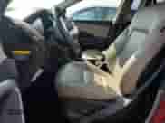 2017 Hyundai Santa Fe SE z VIN KM8SN4HF1HU236523, wystawiony jako Copart lot #80639605 z przebiegiem Nie podano mil oraz Szkoda całkowita • Salvage title. Historia ofert i sprzedaży dostępna na DreamBid. Obrazek 7.