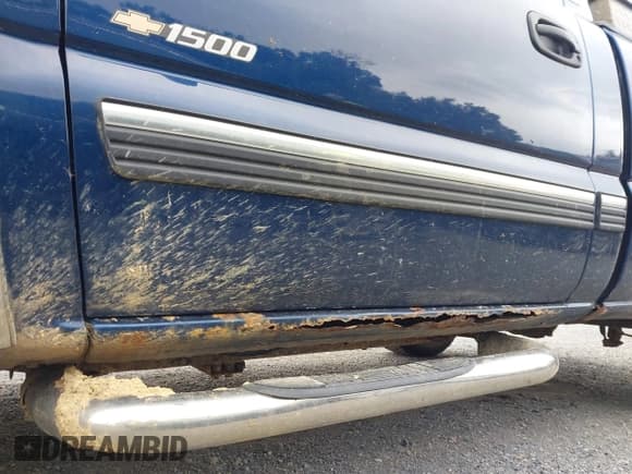 ✅ 2000 Chevrolet Silverado 1500 • VIN: 1GCEK14V1YZ151724 • Lot: 43232495. Listed on IAAI with 255,759 mi. Free auction sales archive from the USA and detailed vehicle history report at DreamBid. Image 13.