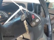 ✅ 2004 Chevrolet Silverado 1500 Z71 • VIN: 2GCEK13T441379543 • Lot: 43700681. Wystawiony na IAAI z przebiegiem 218 175 mil. Bezpłatny archiwum sprzedaży aukcyjnych z USA i szczegółowy raport historii pojazdu na DreamBid. Zdjęcie 11.