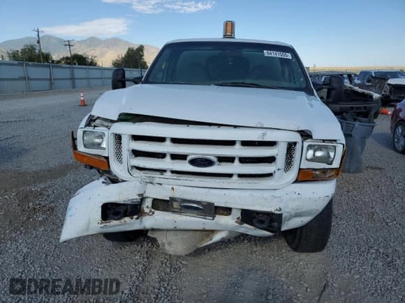 ✅ 2000 Ford F-250 XL • VIN: 1FTNF21L7YEB05366 • Lot: 64141555. Listed on Copart with 242,694 mi. Free auction sales archive from the USA and detailed vehicle history report at DreamBid. Image 5.